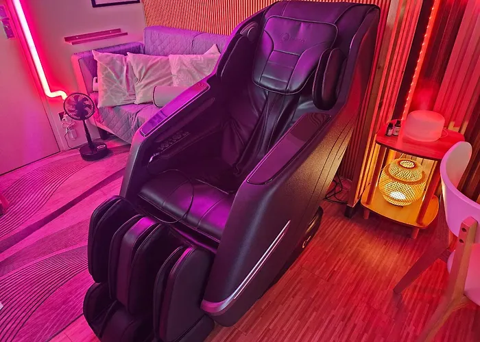 Dlighful Pad's Massagechair Freeparking Bar Park Garden